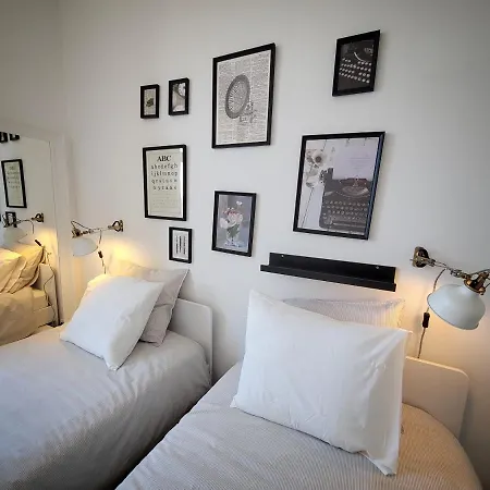 Prazeres Pool Apartment Lisbon