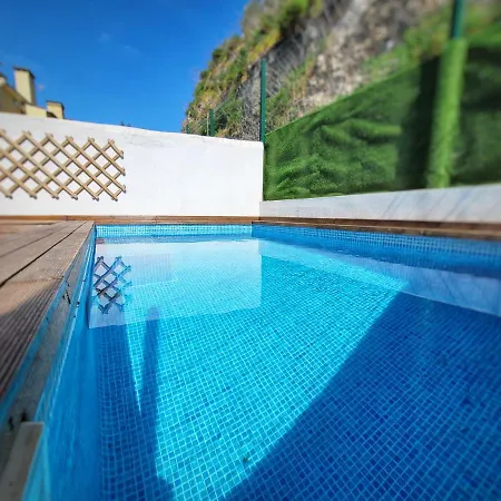 Prazeres Pool * Lisbon